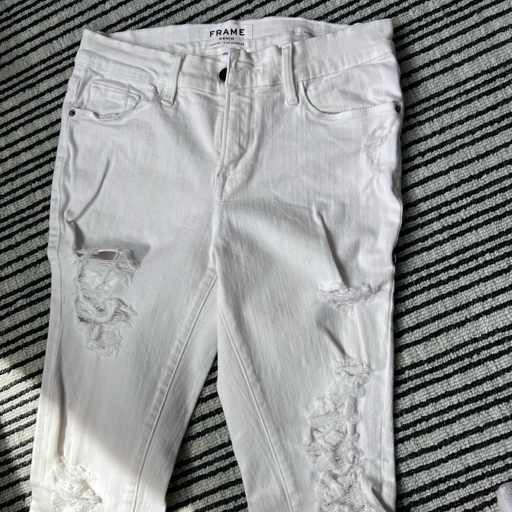 Frame denim distressed jeans